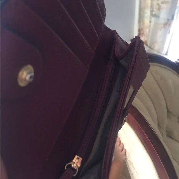 Michael kors wallet - Picture 4 of 4